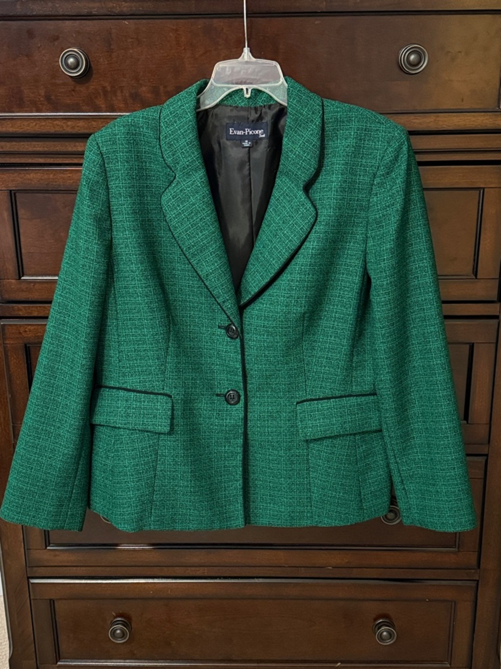 SALE- Evan Picone Emerald Green Notched Lapel Blazer with Black Piping